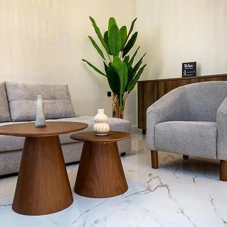 Avento Lux Appart hôtel