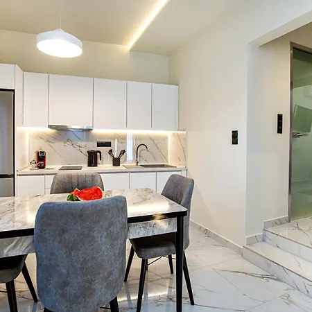 Aparthotel Avento Lux Potos