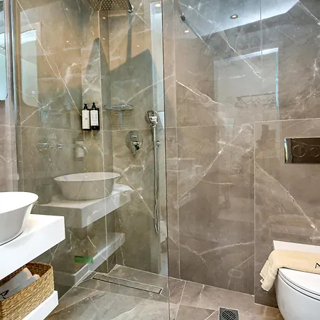 Aparthotel Avento Lux