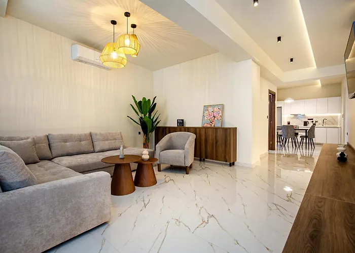 Ξενοδοχείο με διαμερίσματα Avento Lux