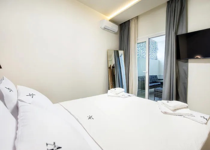 Ξενοδοχείο με διαμερίσματα Avento Lux