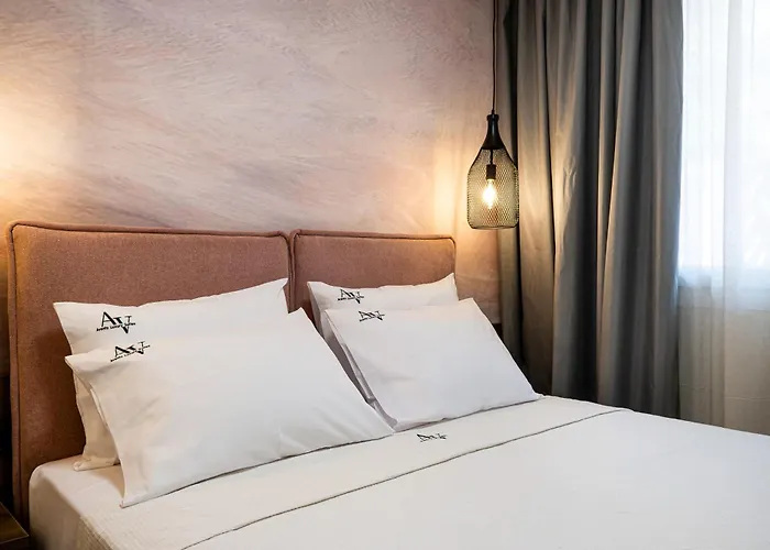 Ξενοδοχείο με διαμερίσματα Avento Lux 4*